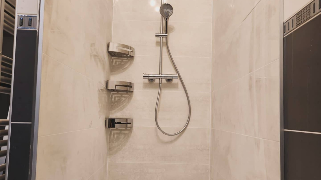 Rénovation douche après dégâts des eaux